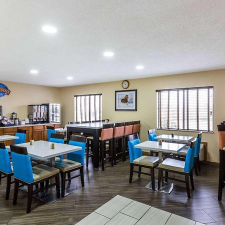 Baymont By Wyndham Louisville South I 65 Brooks Esterno foto