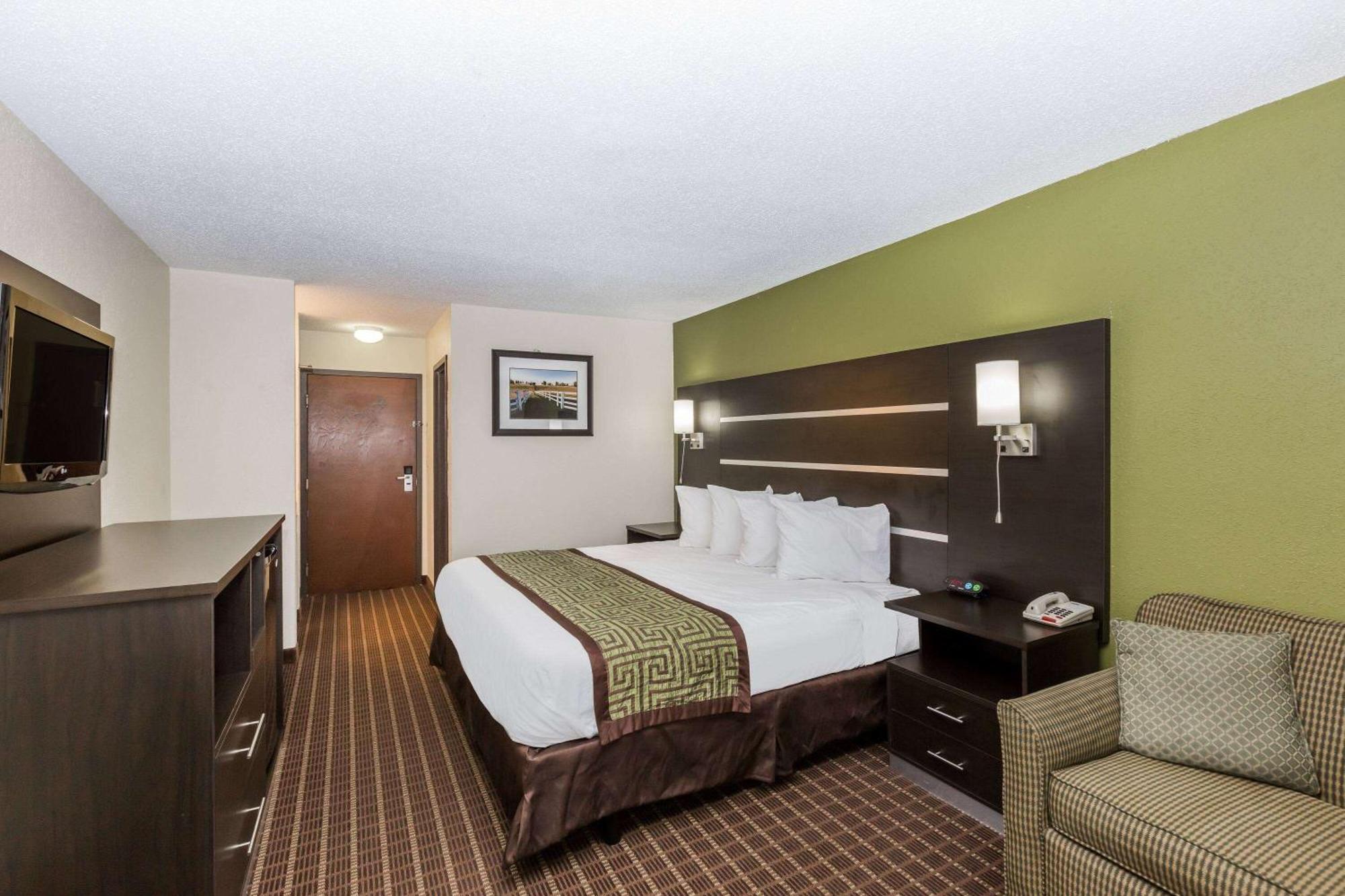 Baymont By Wyndham Louisville South I 65 Brooks Esterno foto