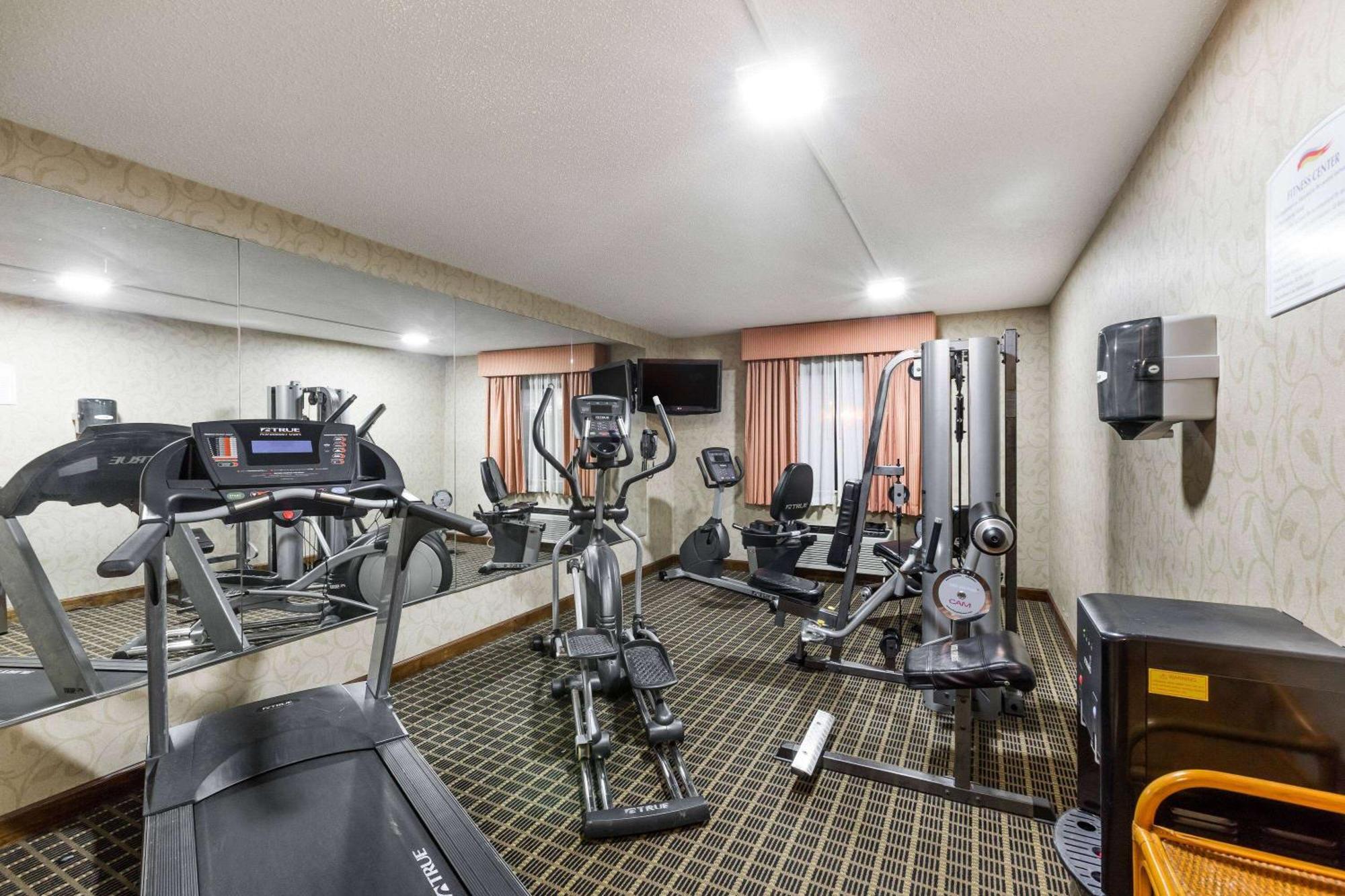 Baymont By Wyndham Louisville South I 65 Brooks Esterno foto